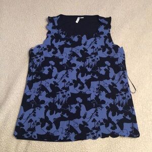 Elle Scallop Neckline Floral Tank Blouse- Size Xs